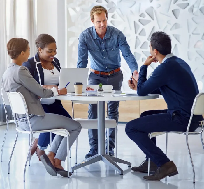 Impact of Working with Experts in the Travel and Tourism Industry